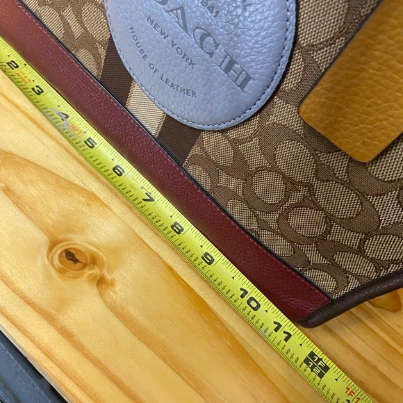 Coach Dempsey tote with wallet - Picture 15 of 16